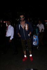 Manish Paul Spotted At Airport Returns From IIFA on 18th July 2017